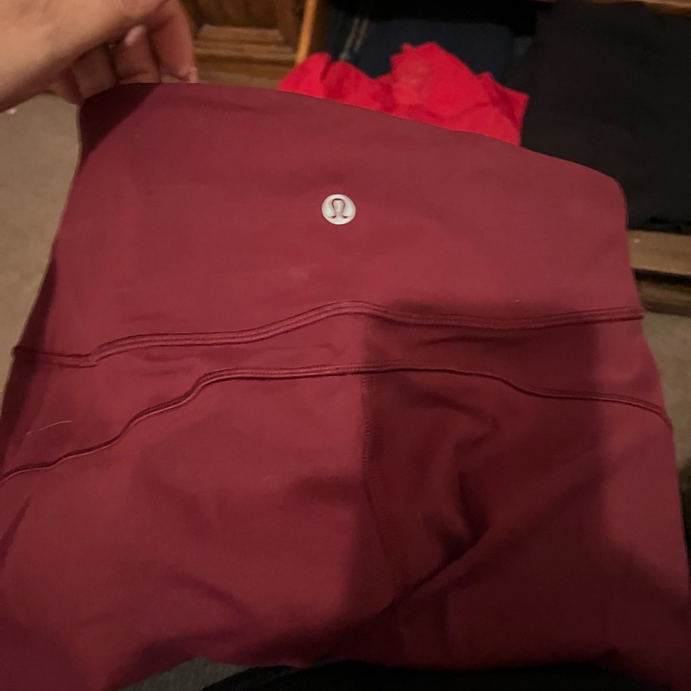 Lululemon leggings (burgundy)